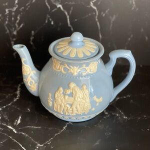 Blue and Cream Neoclassical Ceramic Teapot vintage farmers chicken-made in Japan